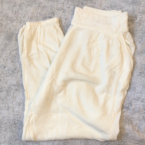 aerie Pants - 2 for 20 Aerie Gauze Harem Creme Pants size S
